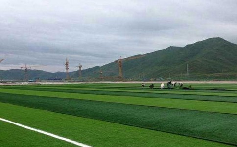 塑膠跑道材料優點